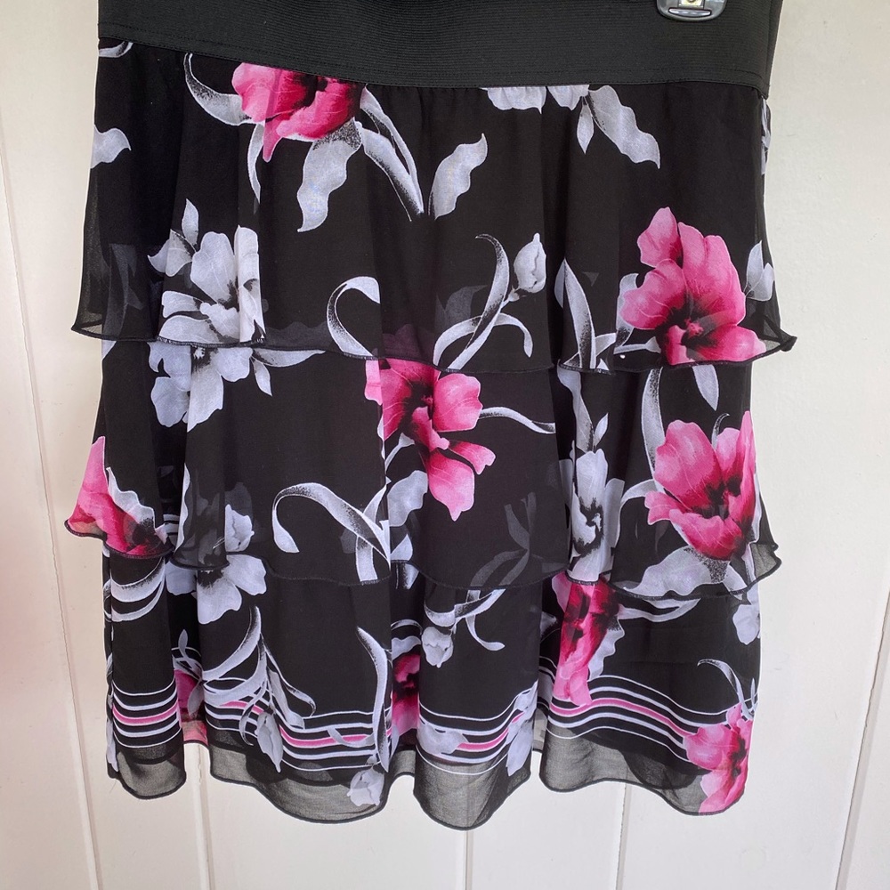 WHBM Top & Skirt Set - Picture 7 of 10